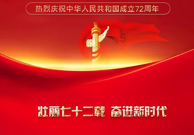 她是外交部冷艳翻译官，人称“冰美人”，不苟言笑神似赵薇
