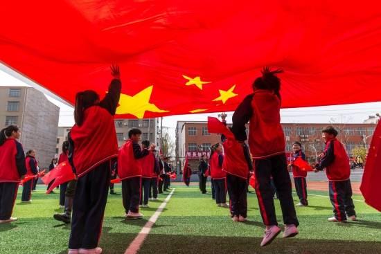 玩撞三国